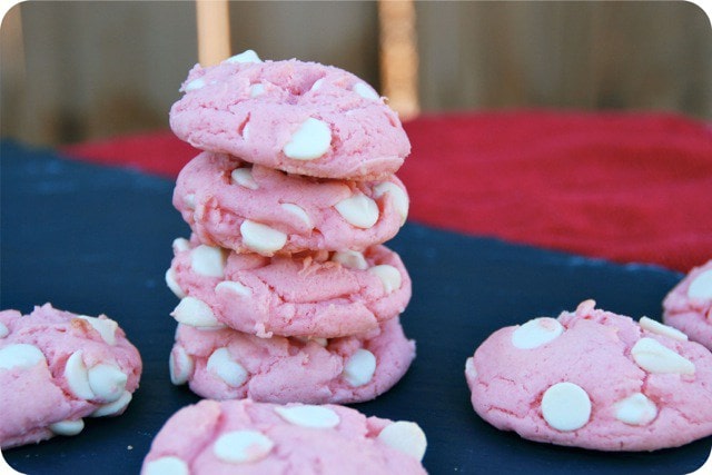 Valentine's Day Recipes: Strawberry Milkshake Cookies