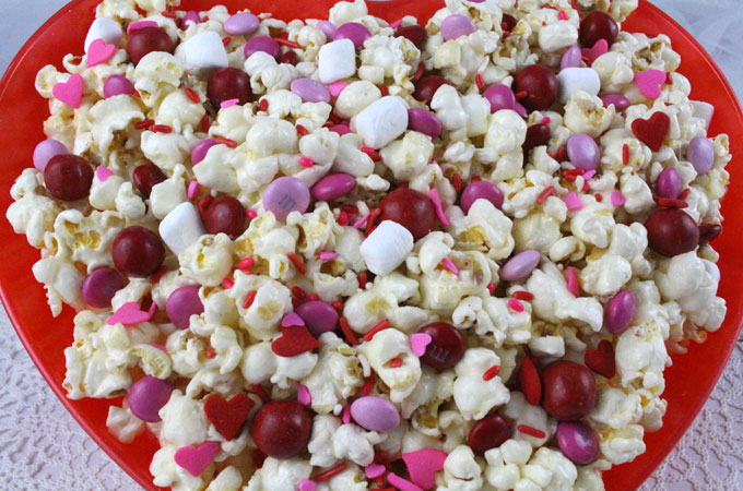 Valentine's Day Recipes: valentines day popcorn