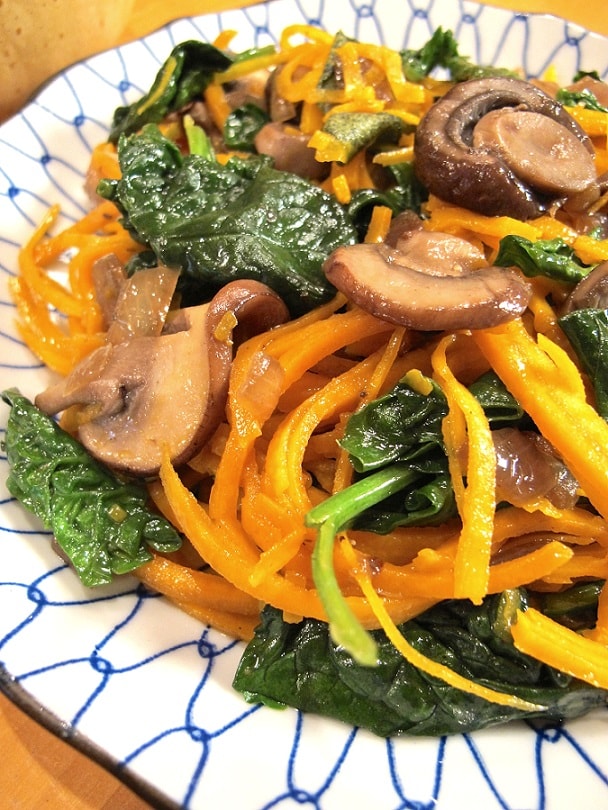 Butternut Squash Recipes: Butternut Squash Noodles With Spinach And Mushroom