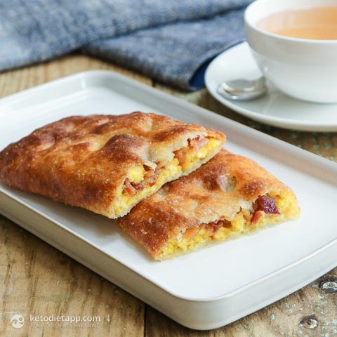 Keto hot pockets: Bacon and egg Hot Pockets