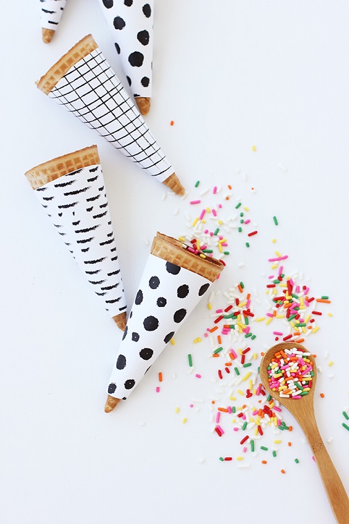 Free printables: diy printable ice cream cone wrapper