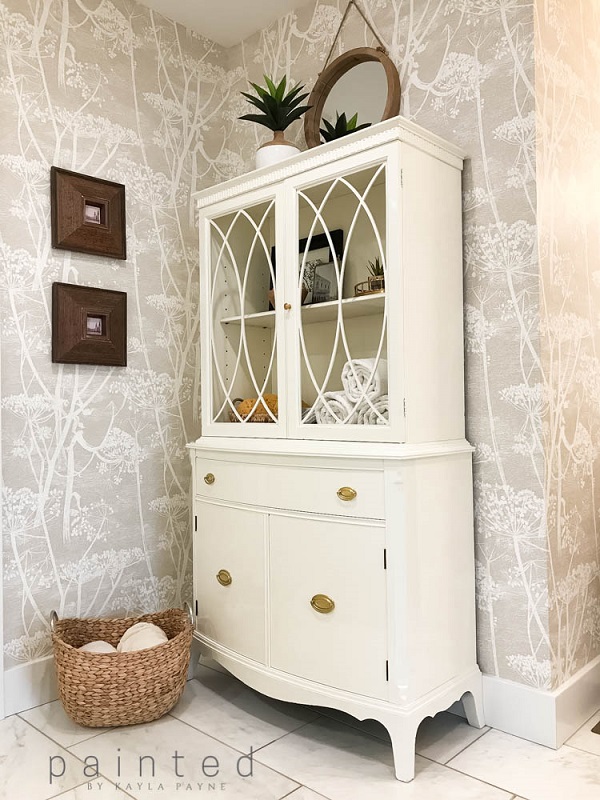 Furniture makeover ideas: bathroom storage