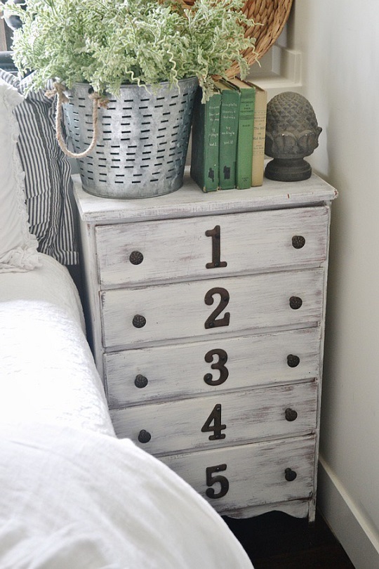 Furniture makeover ideas: side table dresser