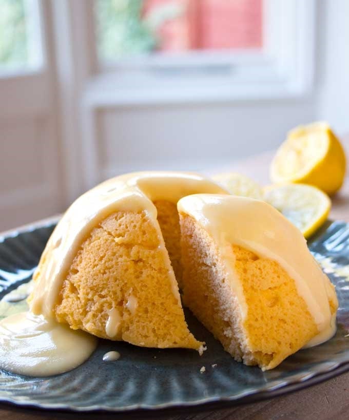 keto mug cakes: Lemon Mug Cake