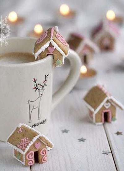 Gingerbread Recipes: Mini Gingerbread Houses