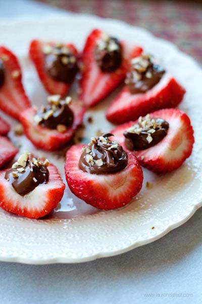 Valentines Day Desserts: Nutella Deviled Strawberry
