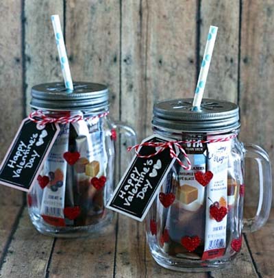 Valentines Day Gift Ideas: Glittered Heart Mason Jar Tumblers