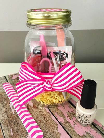 Valentines Day Gift Ideas: Mani-Pedi In A Jar